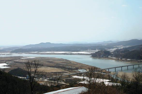 파사산성에서 바라본 남한강 전경